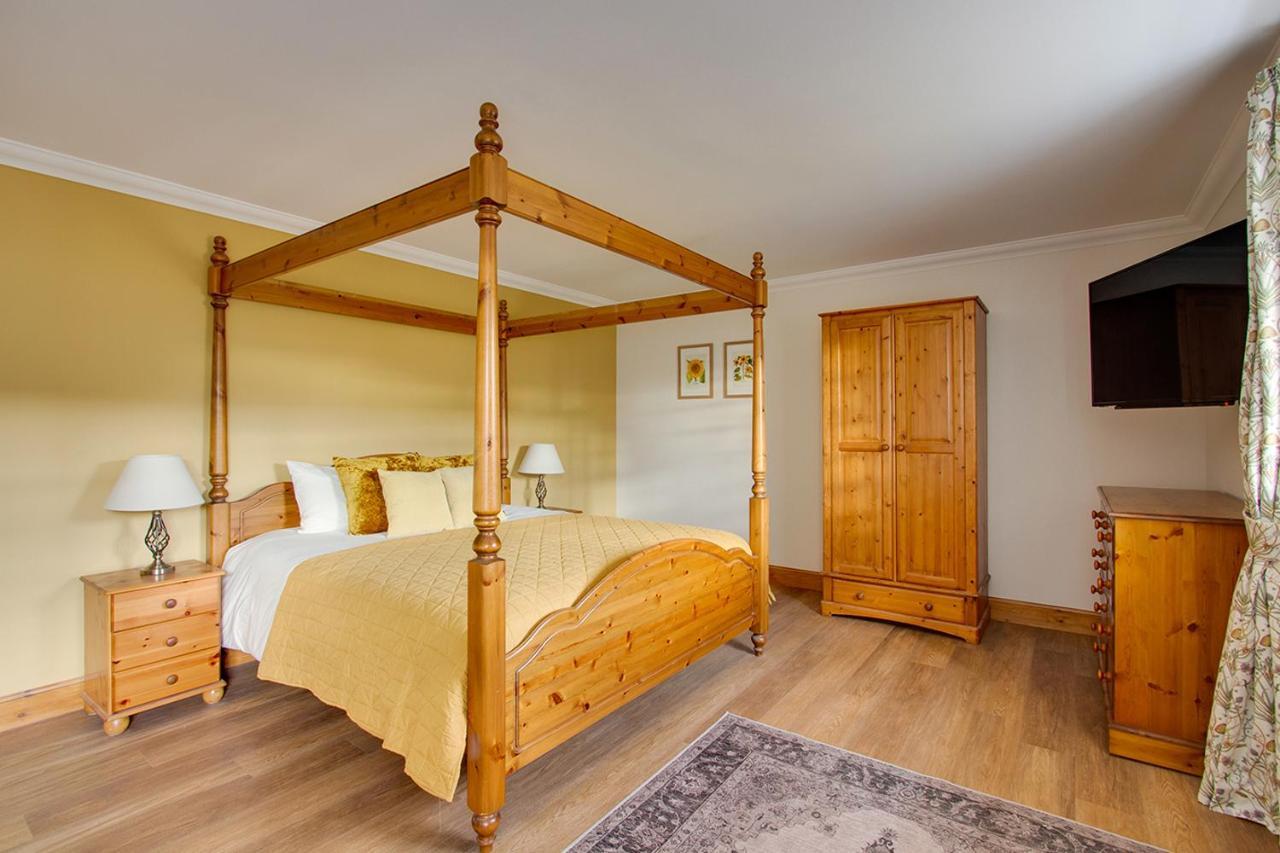 فوفار Home Farm B&B - Sunflower Room المظهر الخارجي الصورة